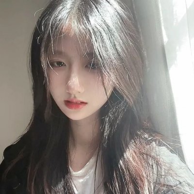 超能少女海报