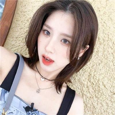 左右爱为难海报