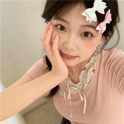 公仆海报